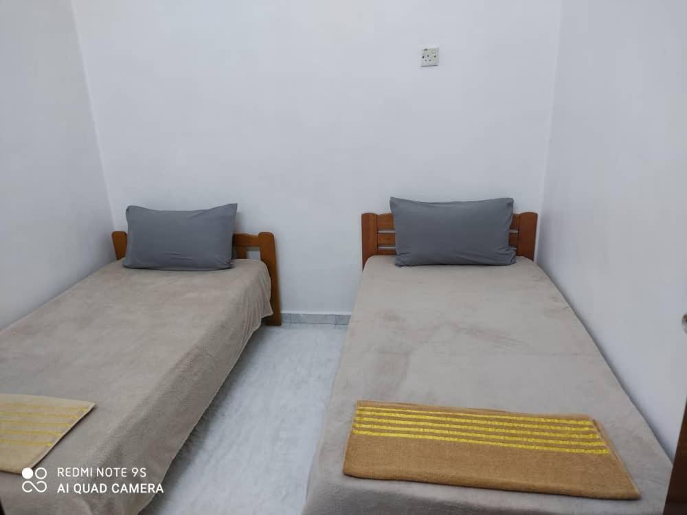 R&R Homestay Simpang Renggam Экстерьер фото